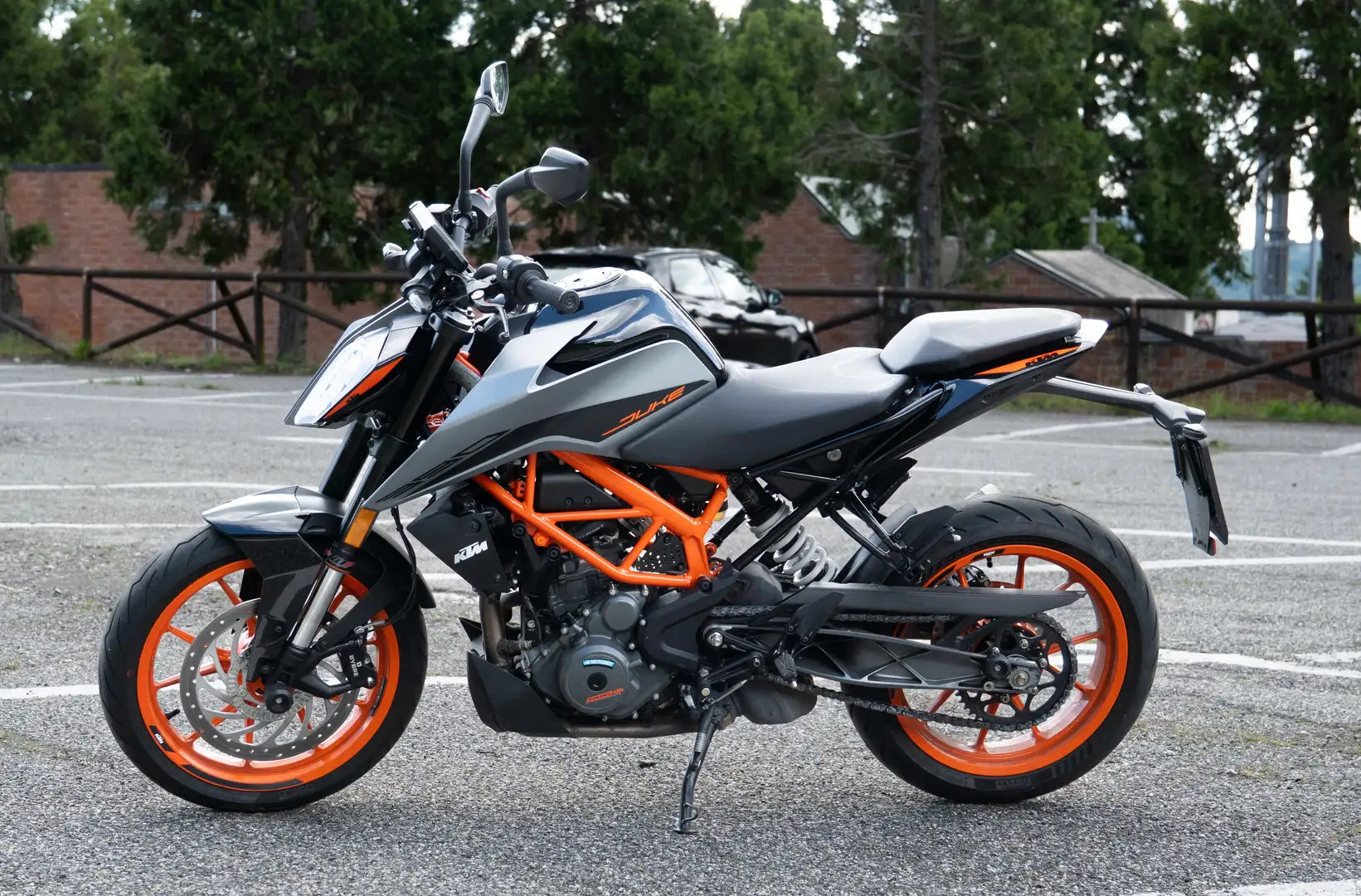 KTM 390 Duke Gris - 2