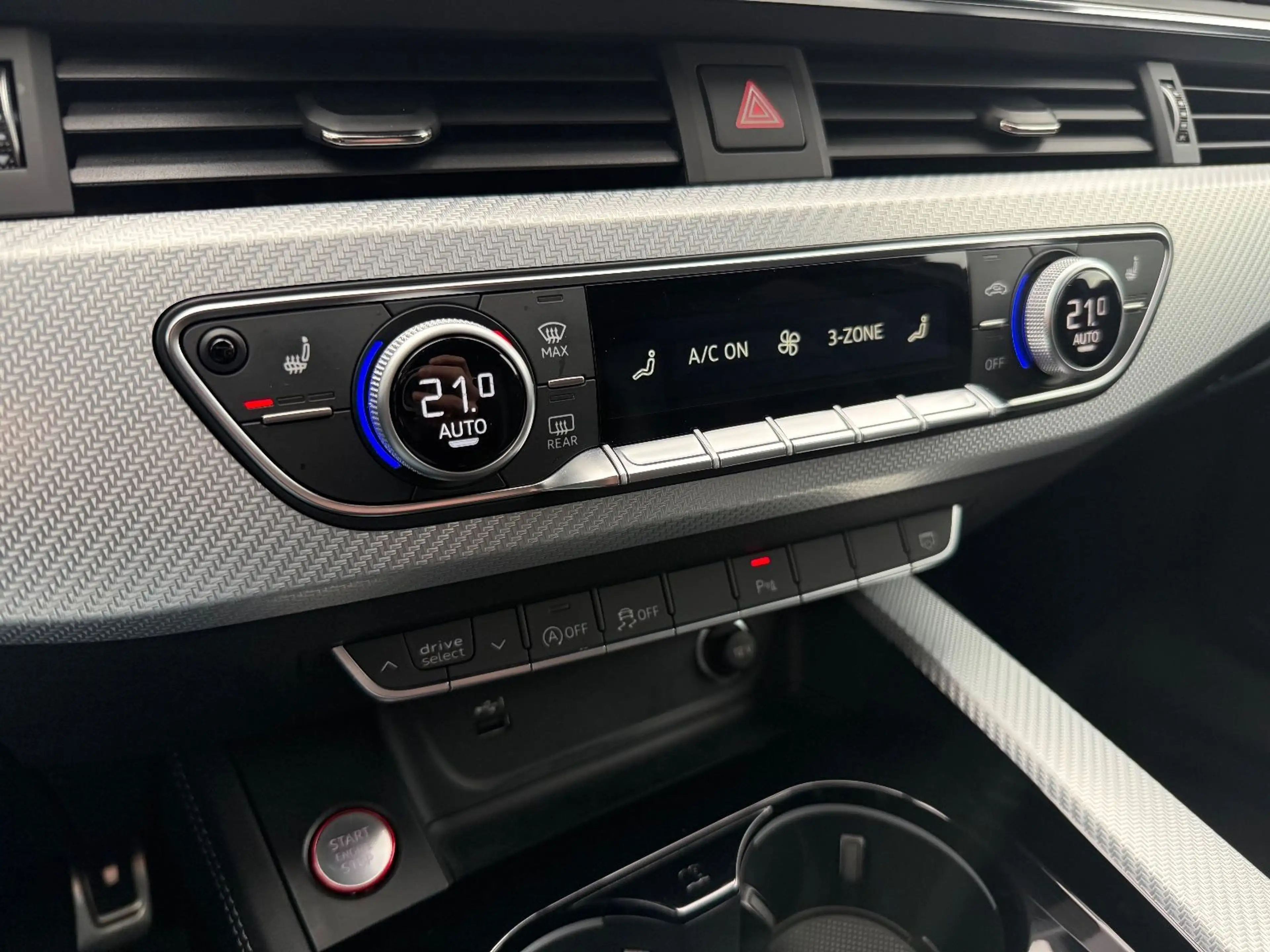 Audi RS4 Avant 2.9 TFSI quattro Schalensitze 1. Hand — photo 15