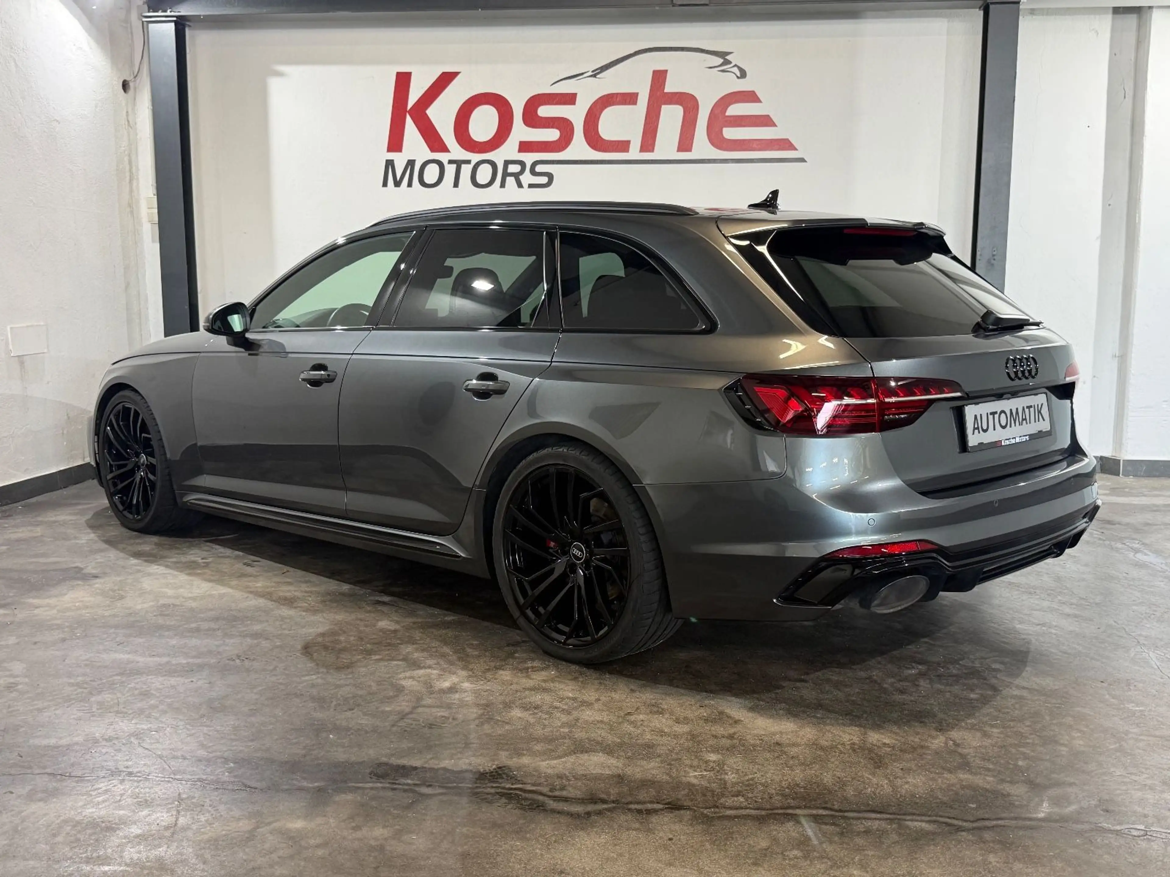 Audi RS4 Avant 2.9 TFSI quattro Schalensitze 1. Hand — photo 6