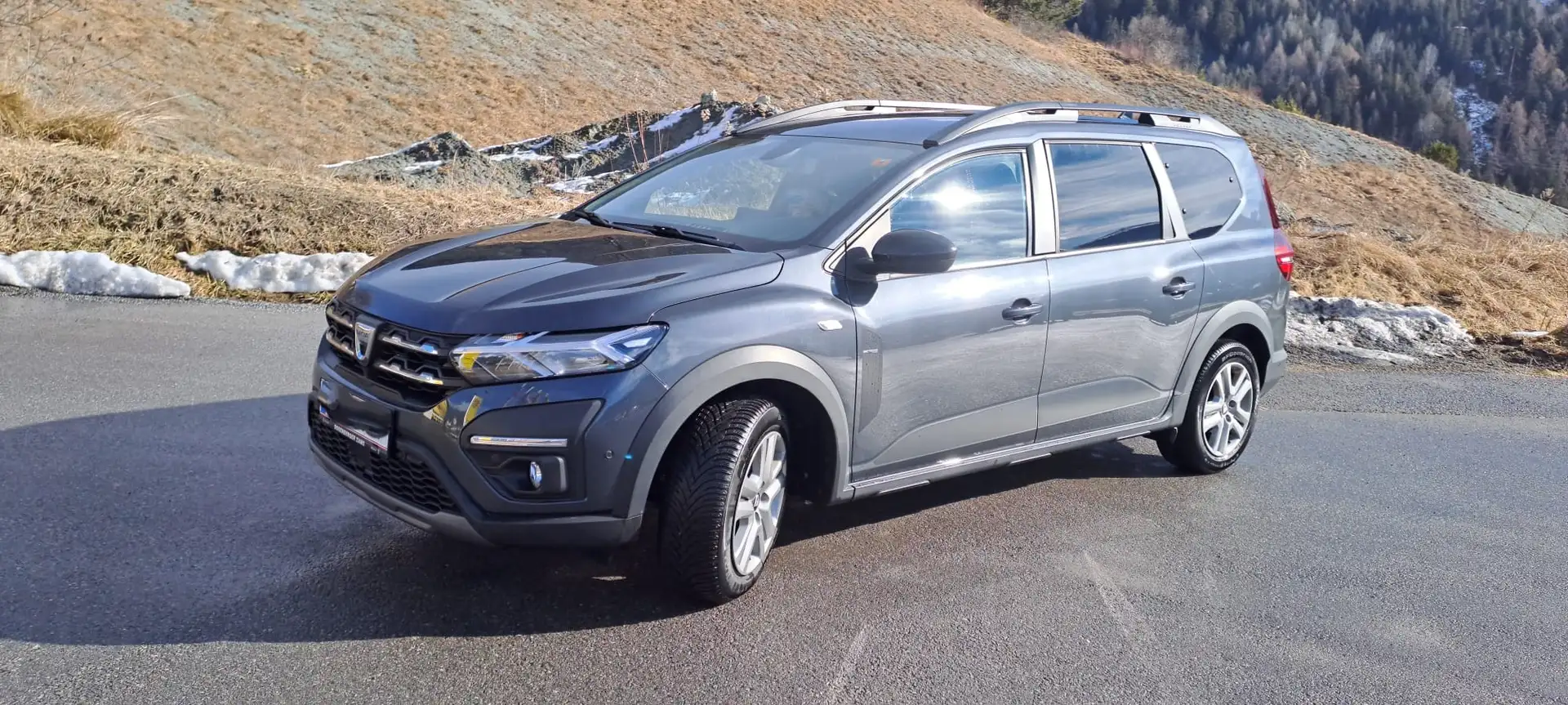 Dacia Jogger Jogger Extreme TCe 110 Extreme, ab AUGUST 2026 zu verkaufen Grau - 1