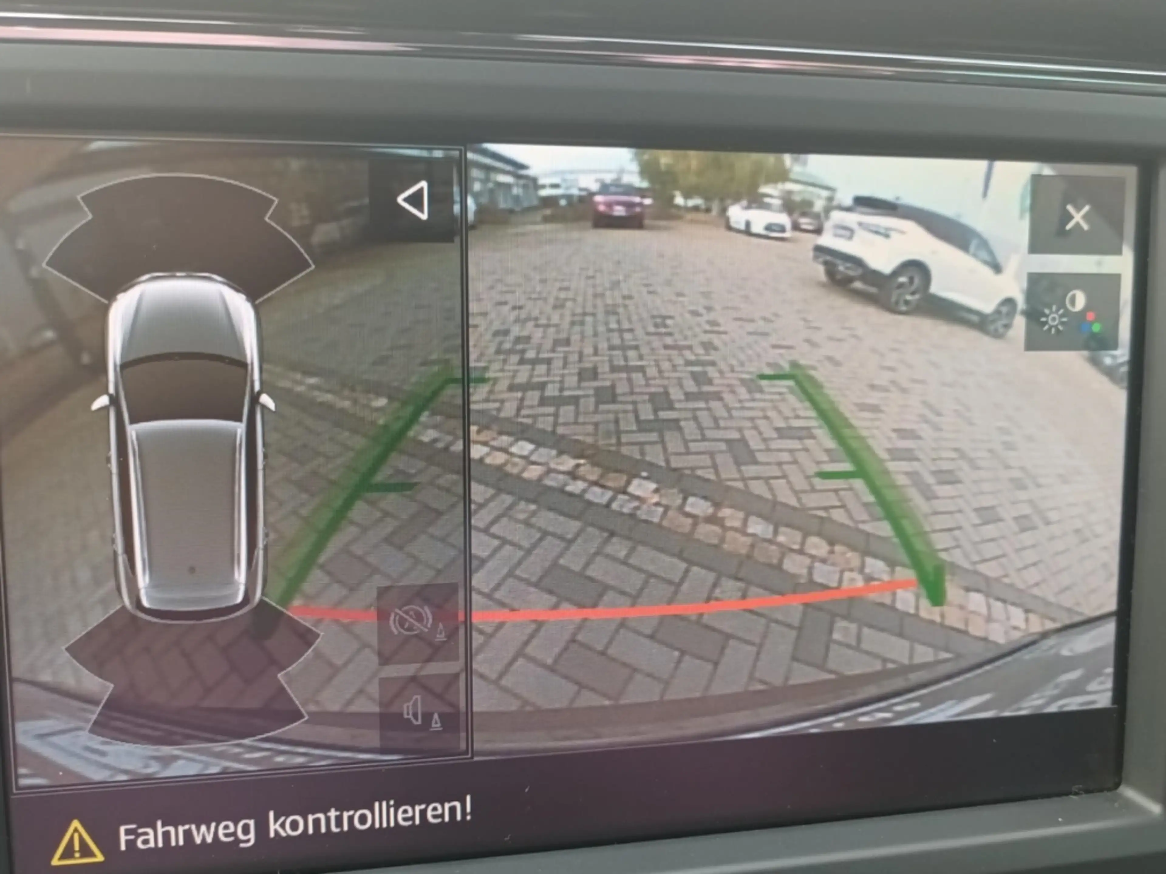 SEAT Ateca FR 1.4 TSI 4Drive *ALLRAD* *AHK* FRONTSCHEIBEN+SIT — photo 13