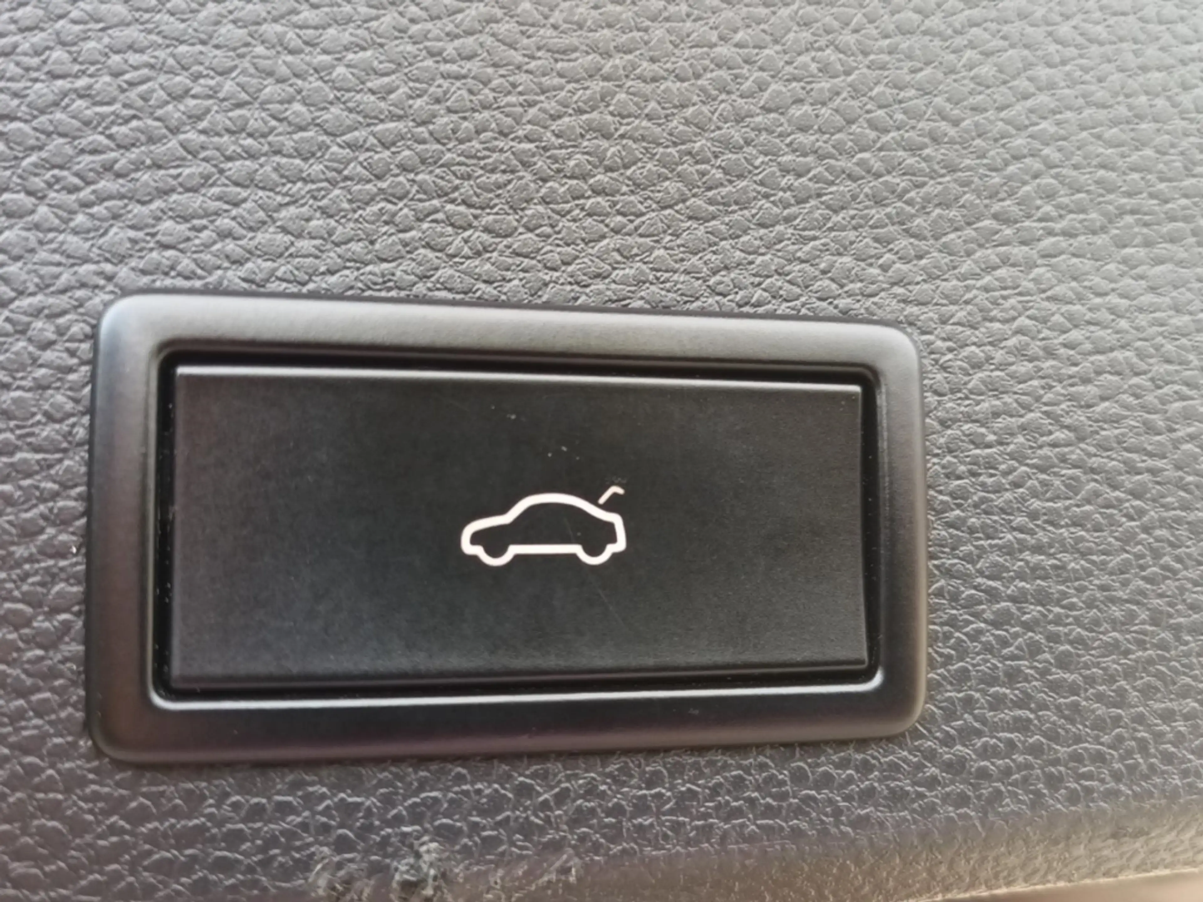 SEAT Ateca FR 1.4 TSI 4Drive *ALLRAD* *AHK* FRONTSCHEIBEN+SIT — photo 8