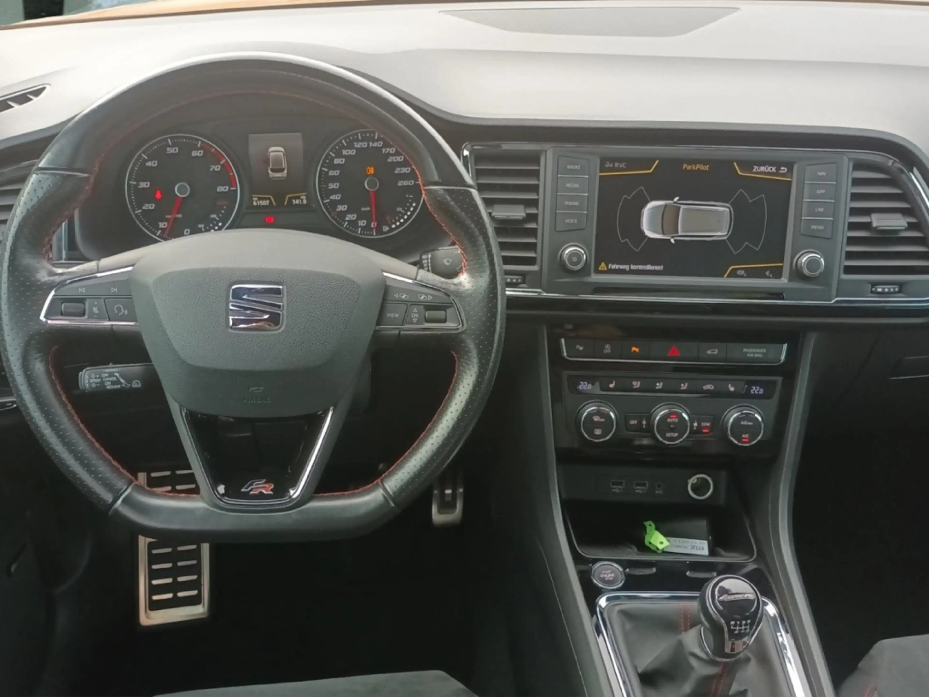 SEAT Ateca FR 1.4 TSI 4Drive *ALLRAD* *AHK* FRONTSCHEIBEN+SIT — photo 9