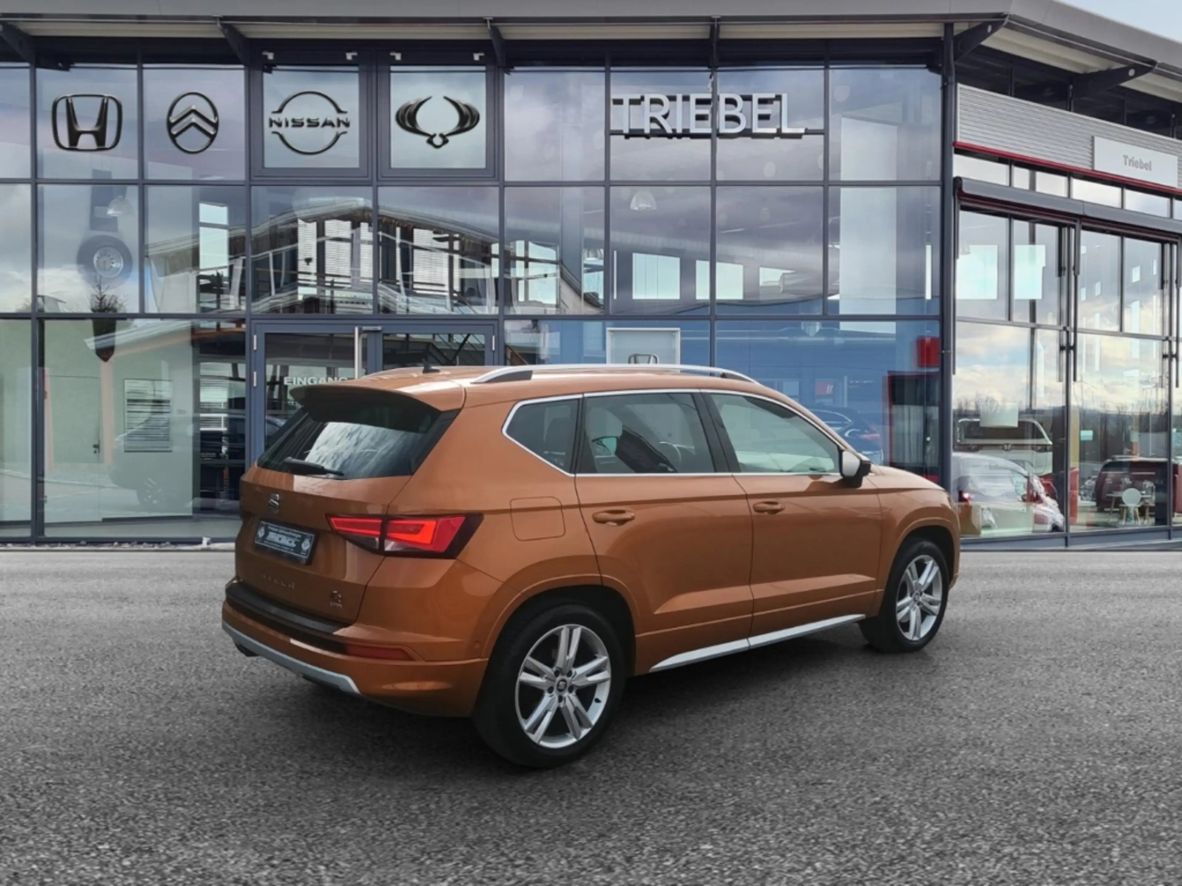SEAT Ateca FR 1.4 TSI 4Drive *ALLRAD* *AHK* FRONTSCHEIBEN+SIT — photo 5