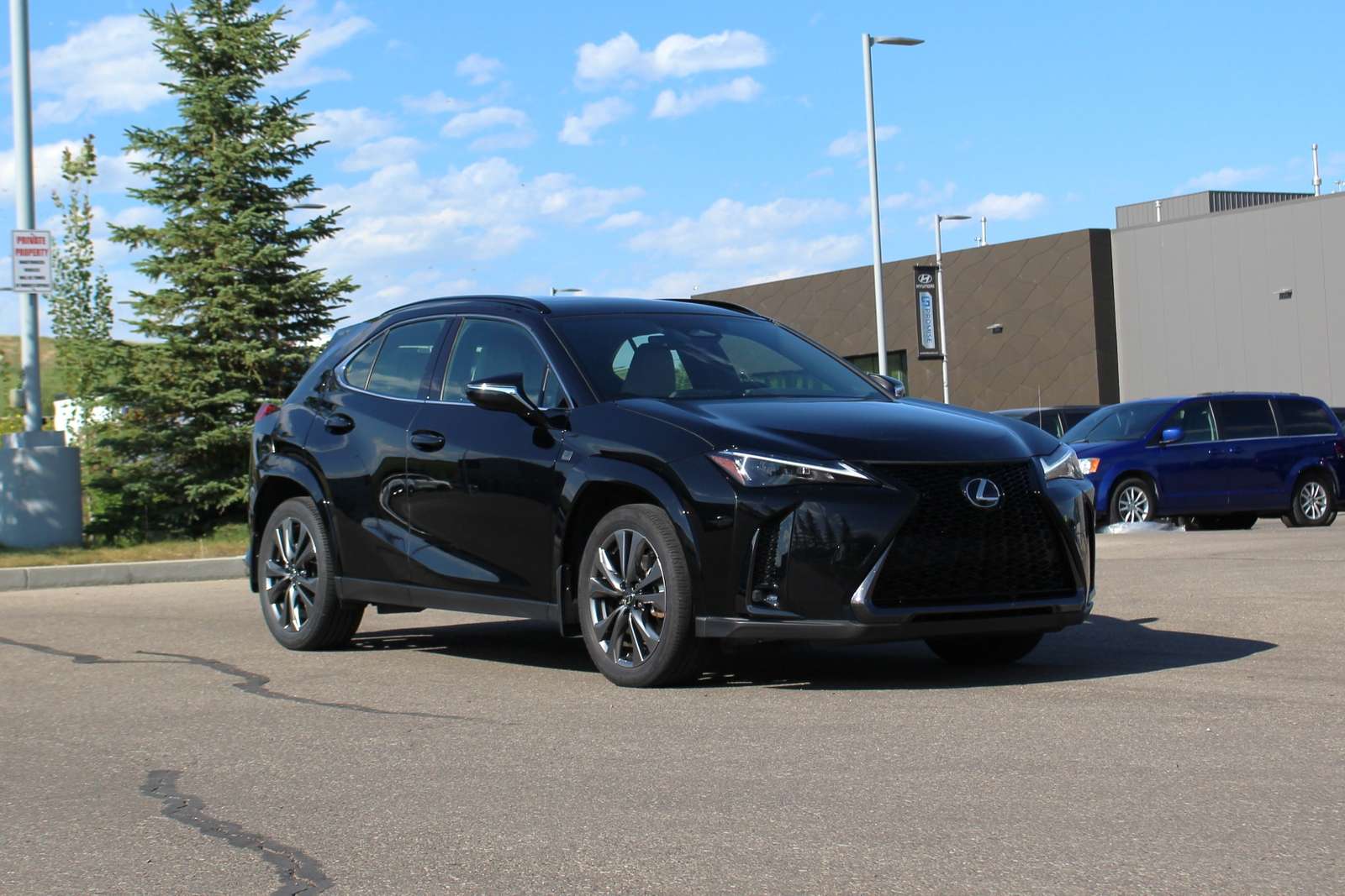 2025 Lexus UX