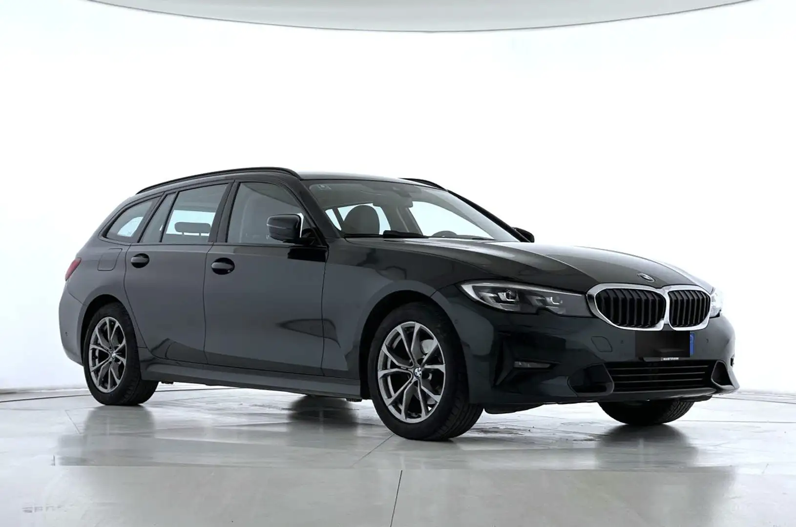 BMW 320 320d Touring Sport Schwarz - 2