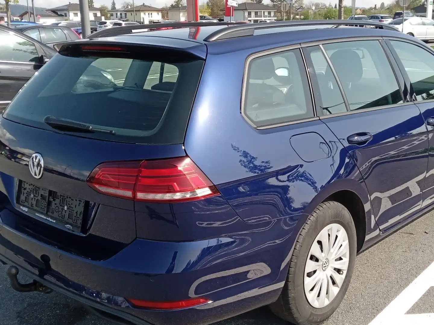 Volkswagen Golf Variant Comfortline 1,6 TDI SCR Blau - 2