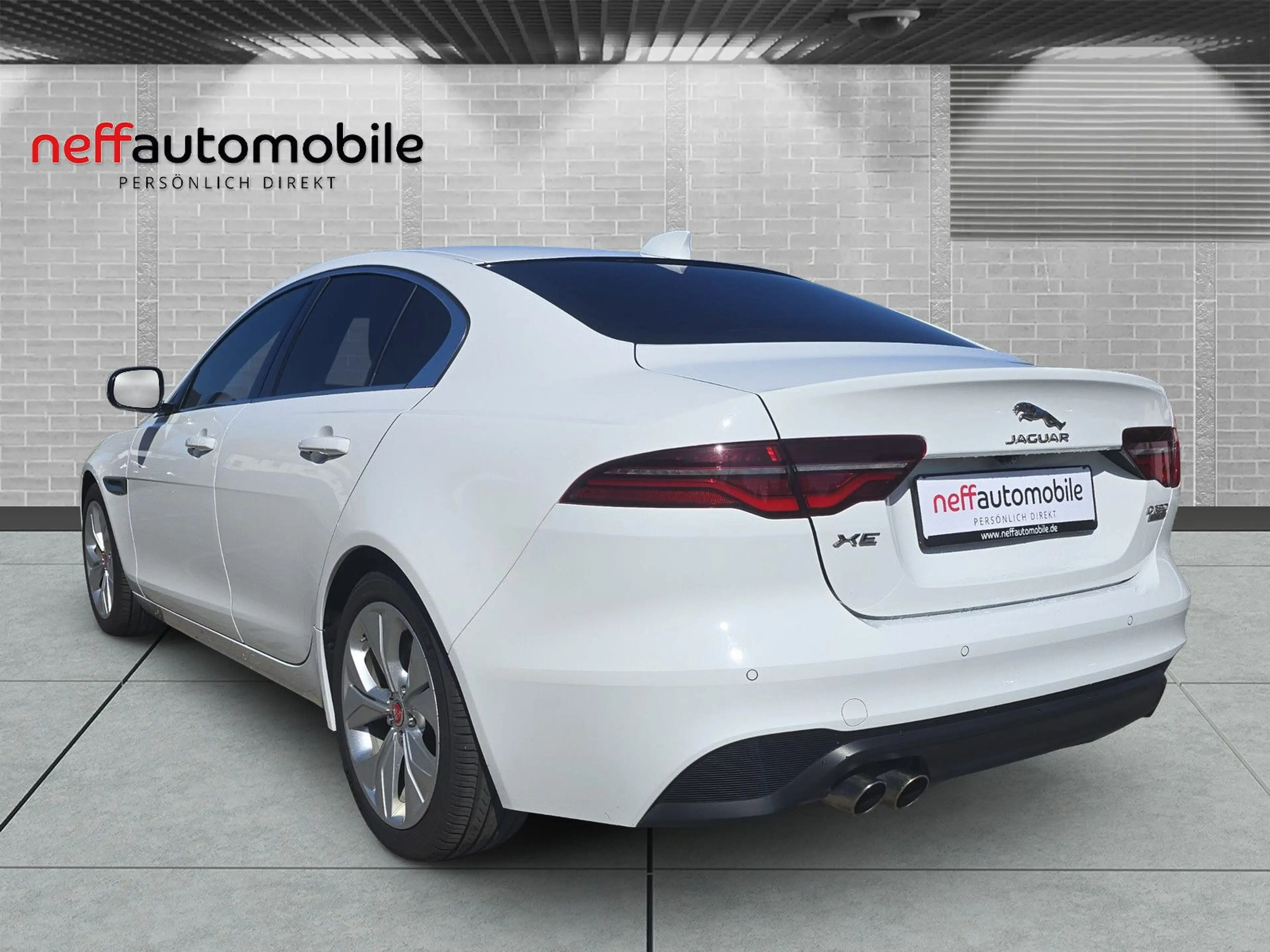 Jaguar XE S  AWD D180 Leder+LED+Navi+Kamera — photo 3