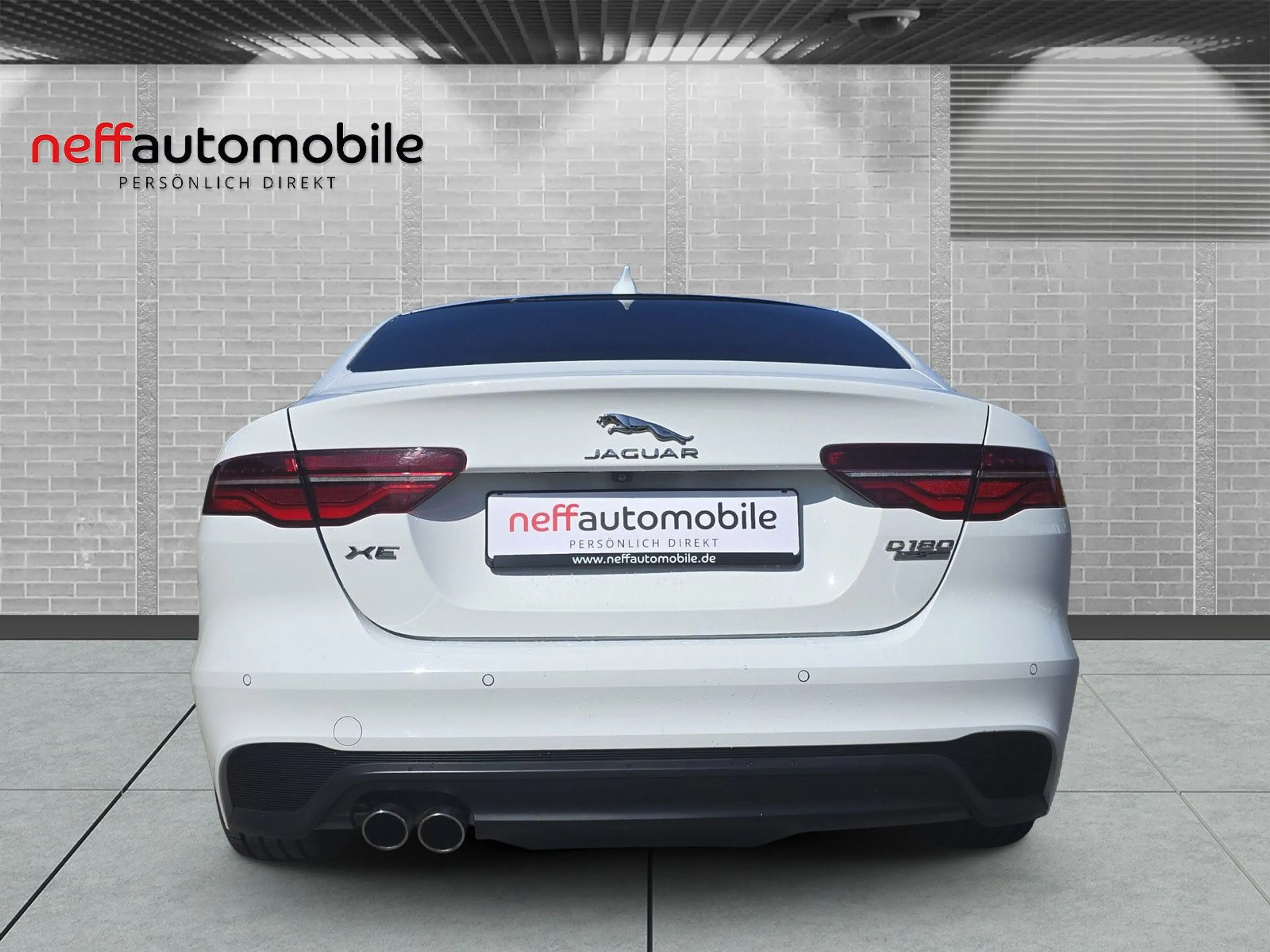 Jaguar XE S  AWD D180 Leder+LED+Navi+Kamera — photo 4