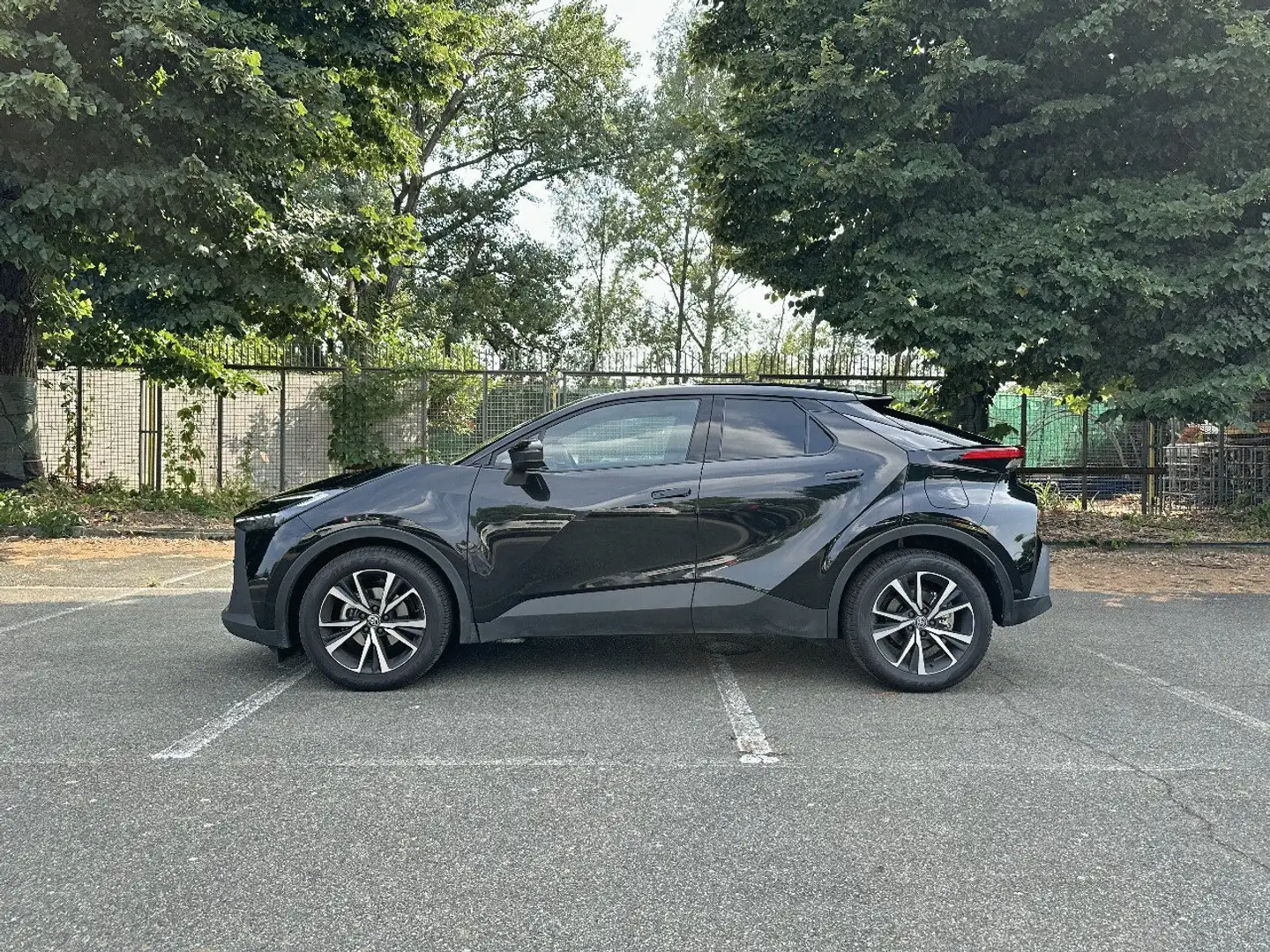 Toyota C-HR 1.8 HV E-CVT Trend Nero - 2