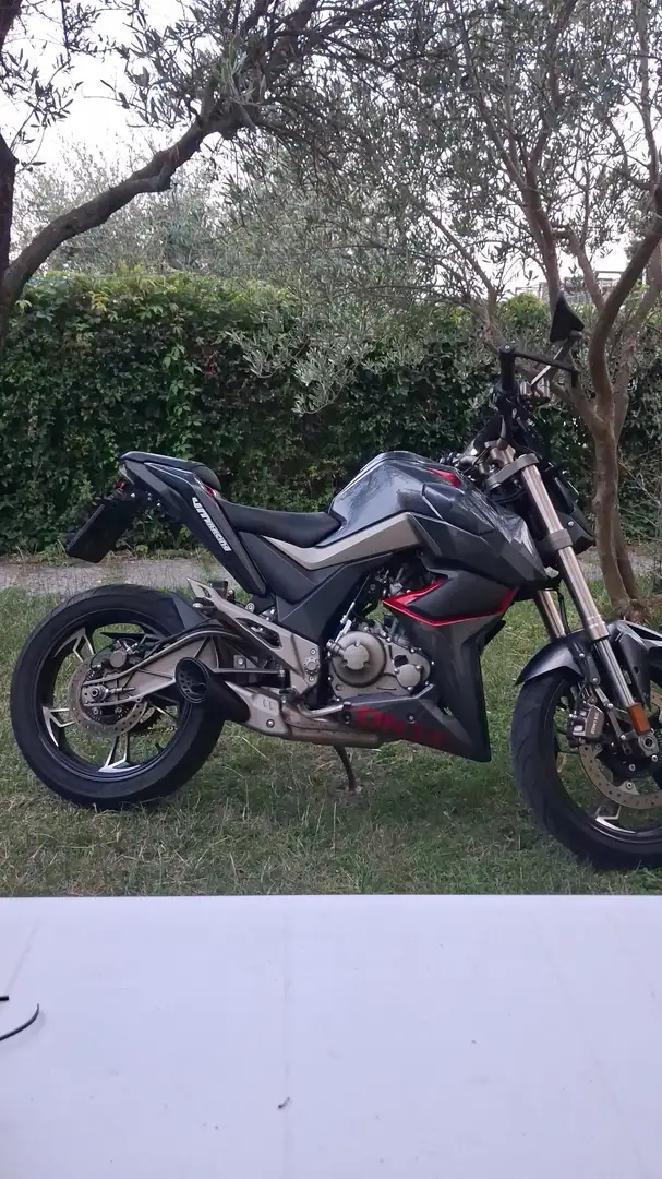 Zontes 125 U sport Grigio - 1