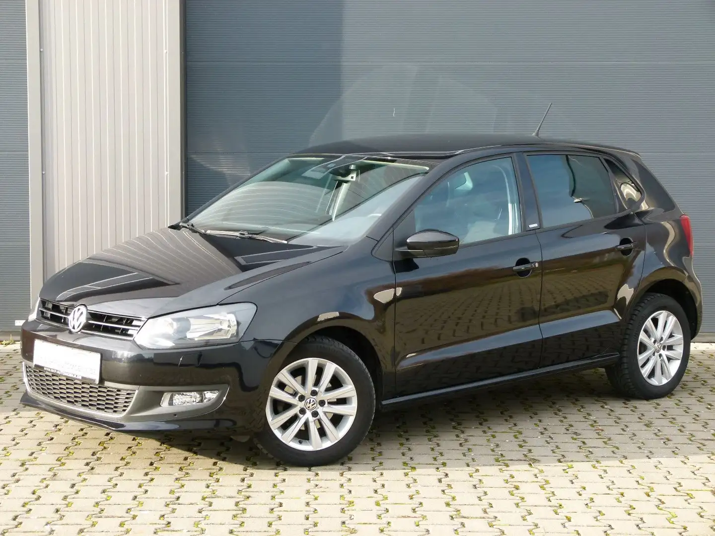 Volkswagen Polo V Style 1-Hand DSG Sitzheizung Alu Schwarz - 1
