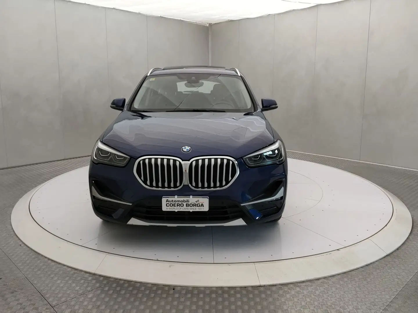 BMW X1 sDrive18d xLine Blu/Azzurro - 2