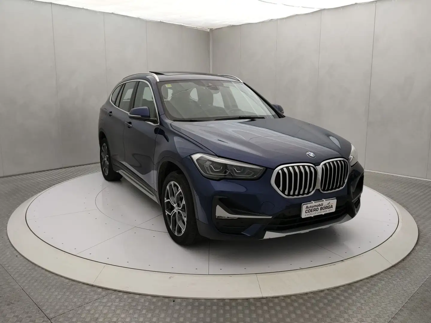 BMW X1 sDrive18d xLine Blu/Azzurro - 1