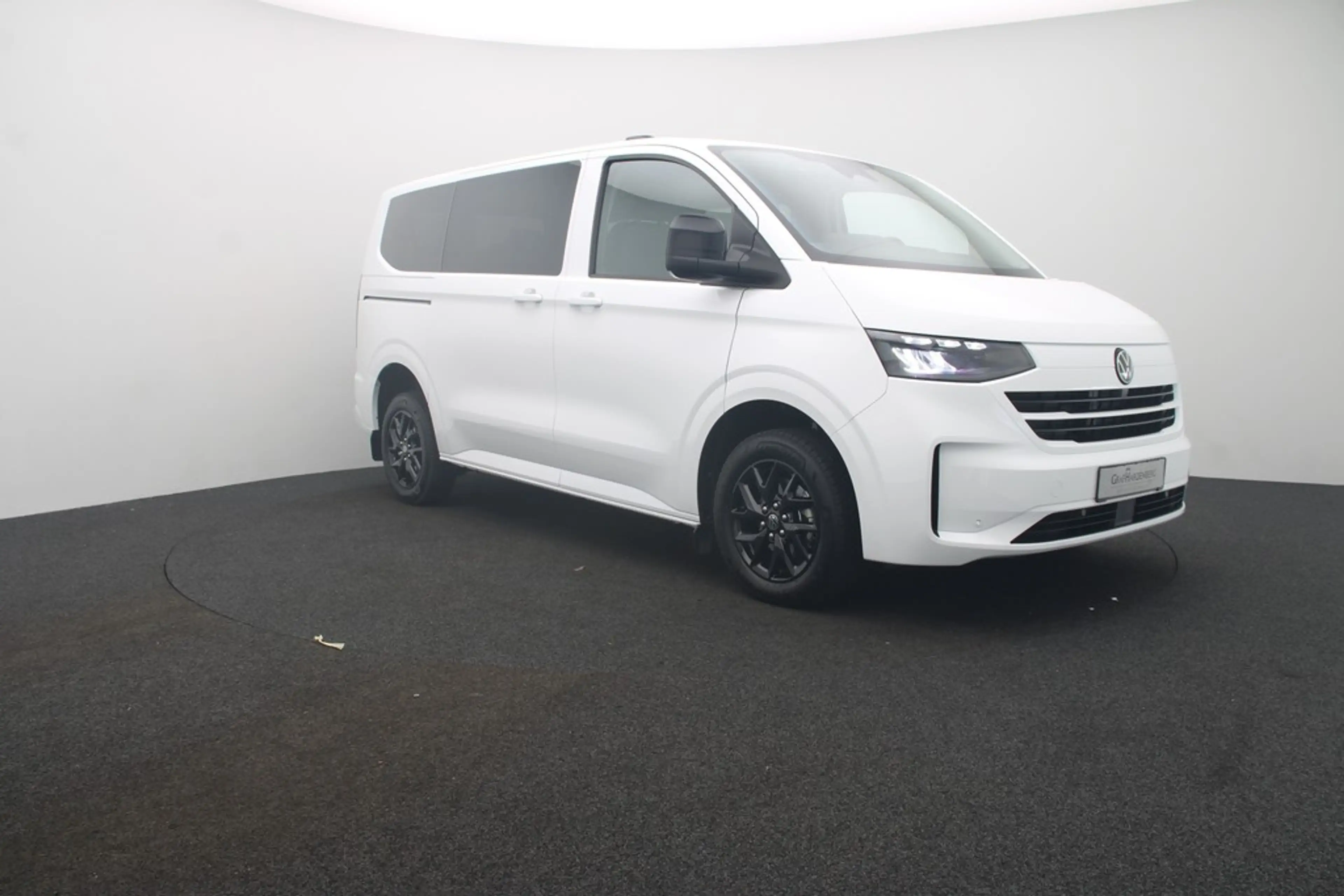 Volkswagen T7 Caravelle 2.0 TDI Autom. Life LED Navi ACC — photo 6