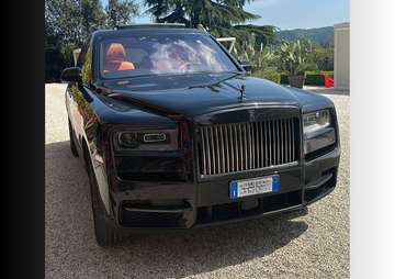 Cullinan 6.7 V12 Black Badge