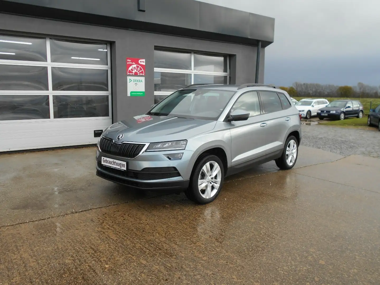 Skoda Karoq Style DSG AZV Sommer / Winterräder Gri - 1
