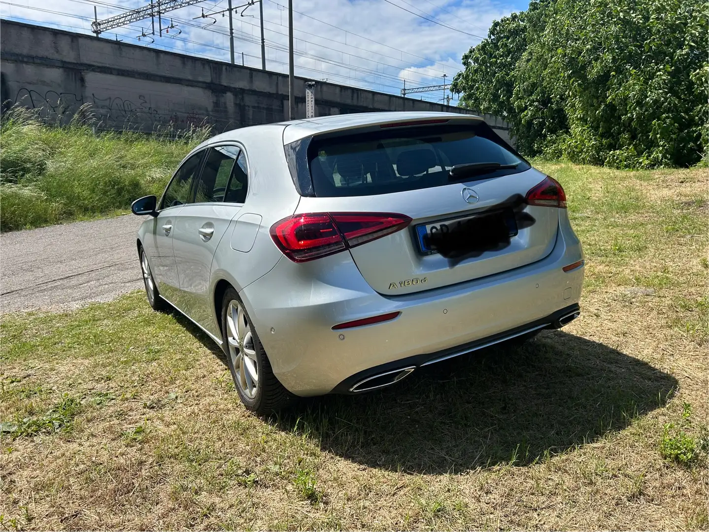 Mercedes-Benz A 180 A 180 d Sport auto KM CERTIF. NEOPATENTATI Zilver - 2