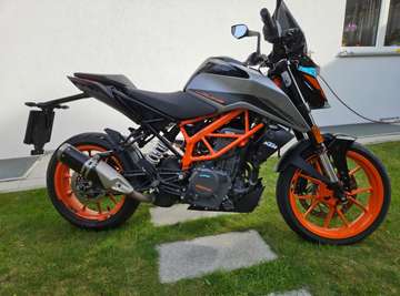 Hinterreifen neu Metzeler 09 nur 2000km gelaufen!