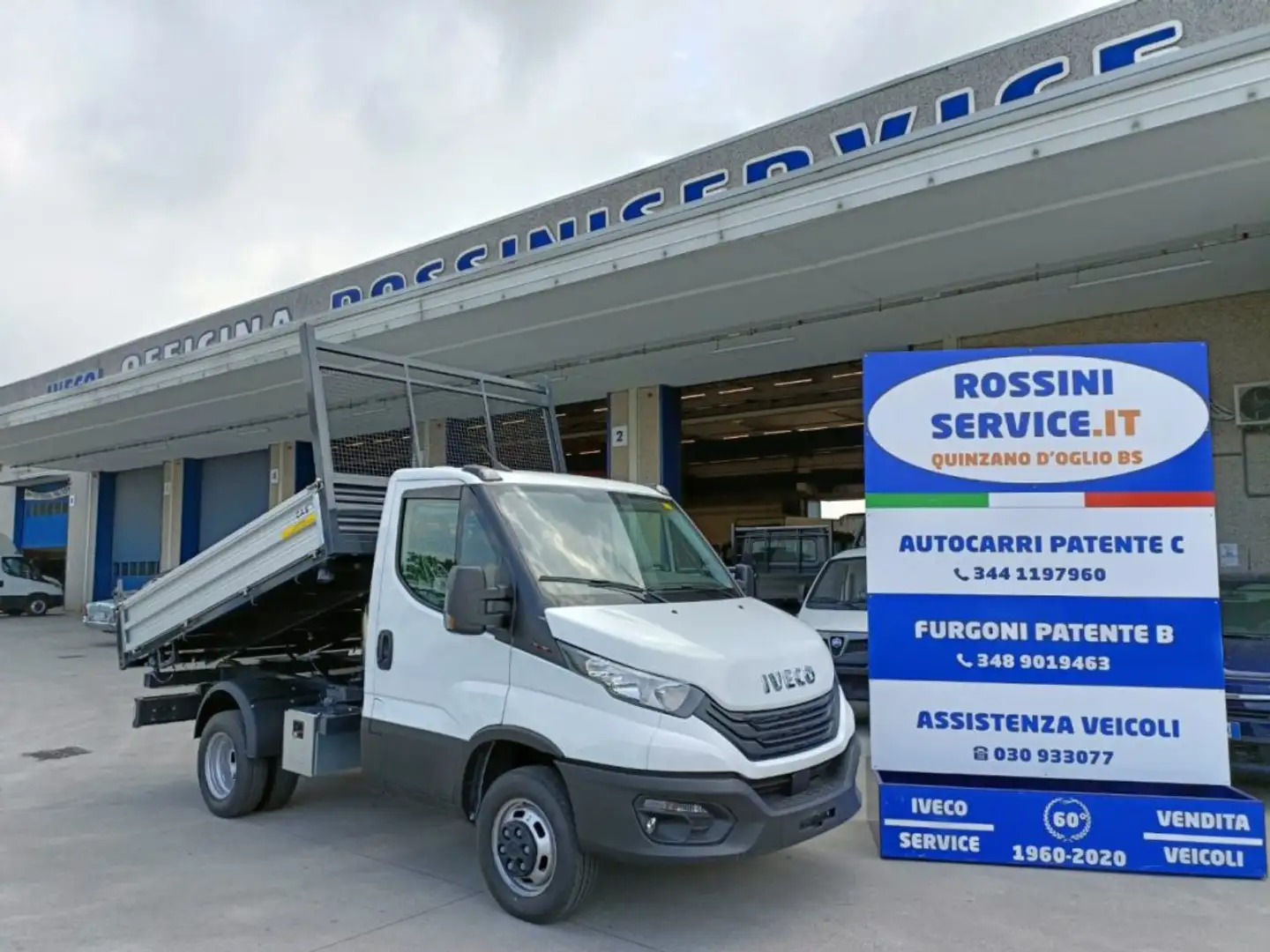 Iveco Daily 35C16 3000 CC KM 0 RIBALTABILE TRILATERALE Bianco - 1