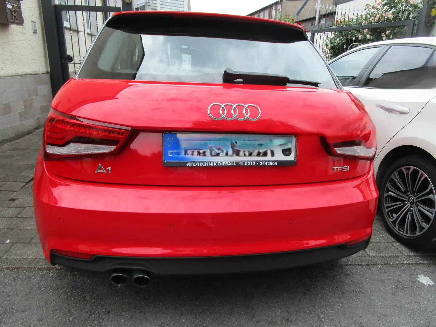Audi A1 A1 1.4 TFSI S tronic sport Red - 2