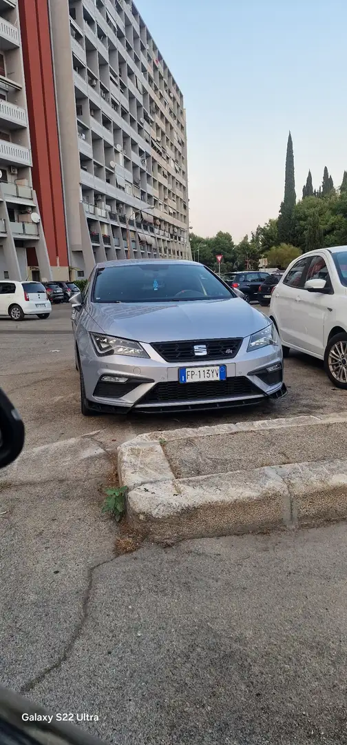 SEAT Leon 2.0 tdi FR 184cv - 2