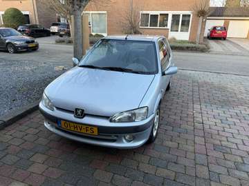 106 Sport 1.6 8v 98pk