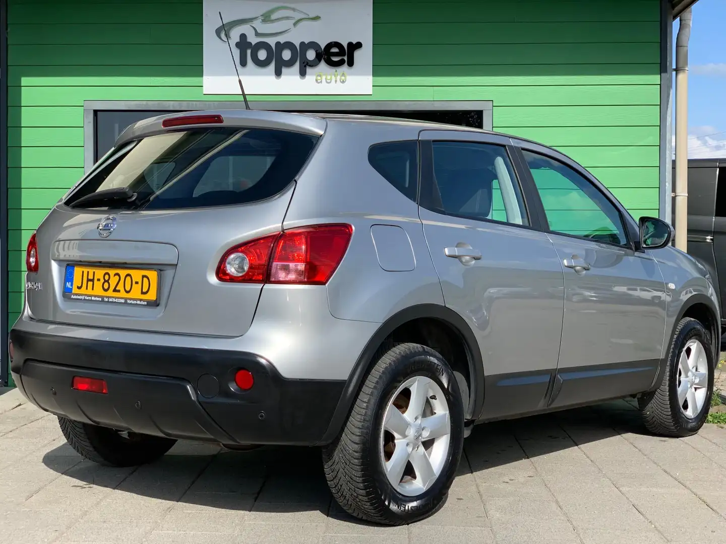 Nissan Qashqai 1.6 Visia | Clima | ParkeerSensor | Nieuwe APK | Grey - 2