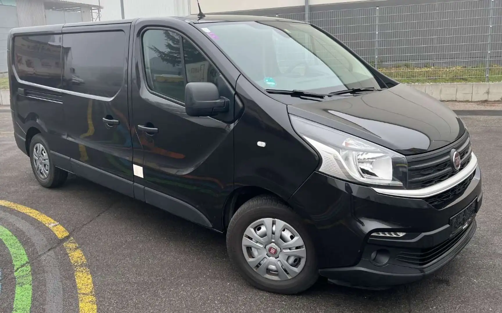 Fiat Talento Talento Kombi 3,0t 2,0 EcoJet 145 DCT L2H1 Basis Basis Schwarz - 2