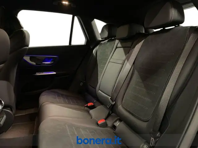 Mercedes-Benz 220 view 30