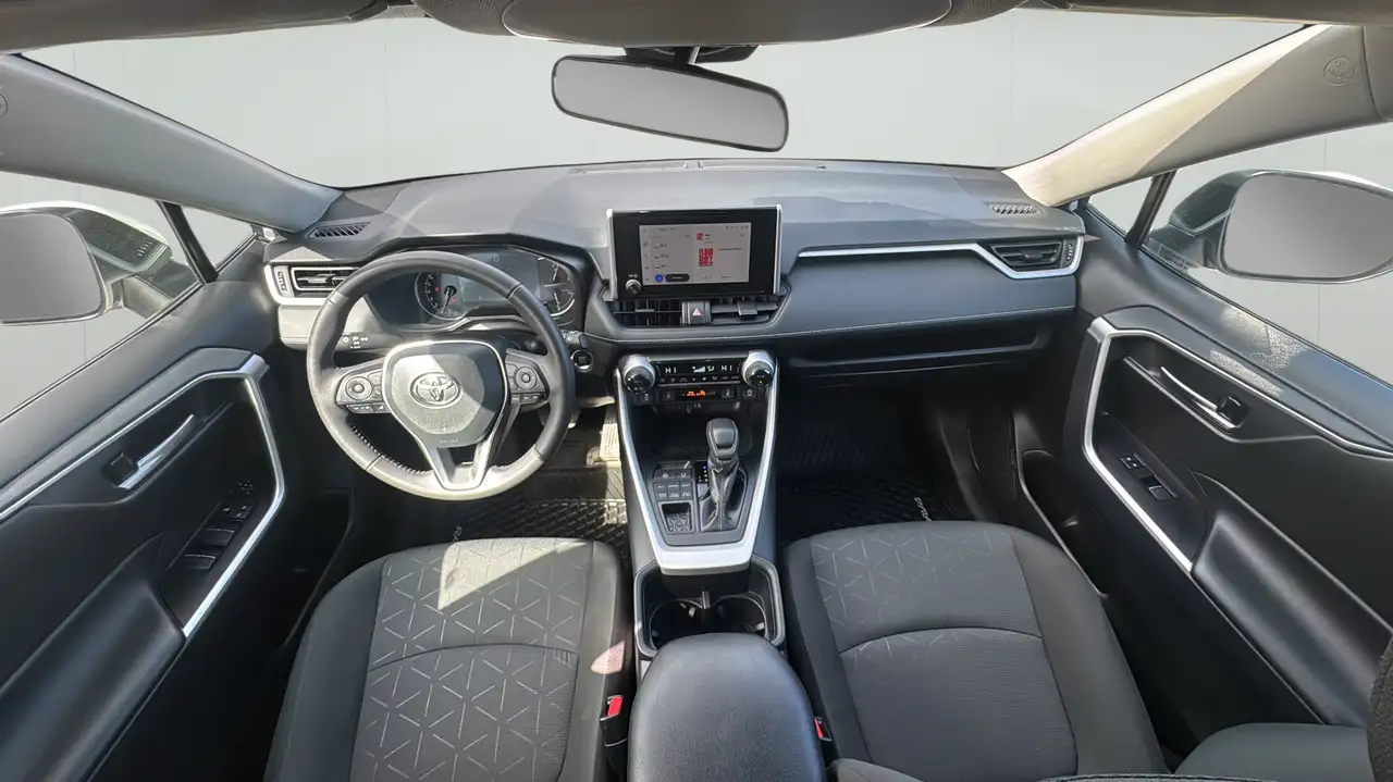 Toyota RAV 4 снимка Toyota RAV 4