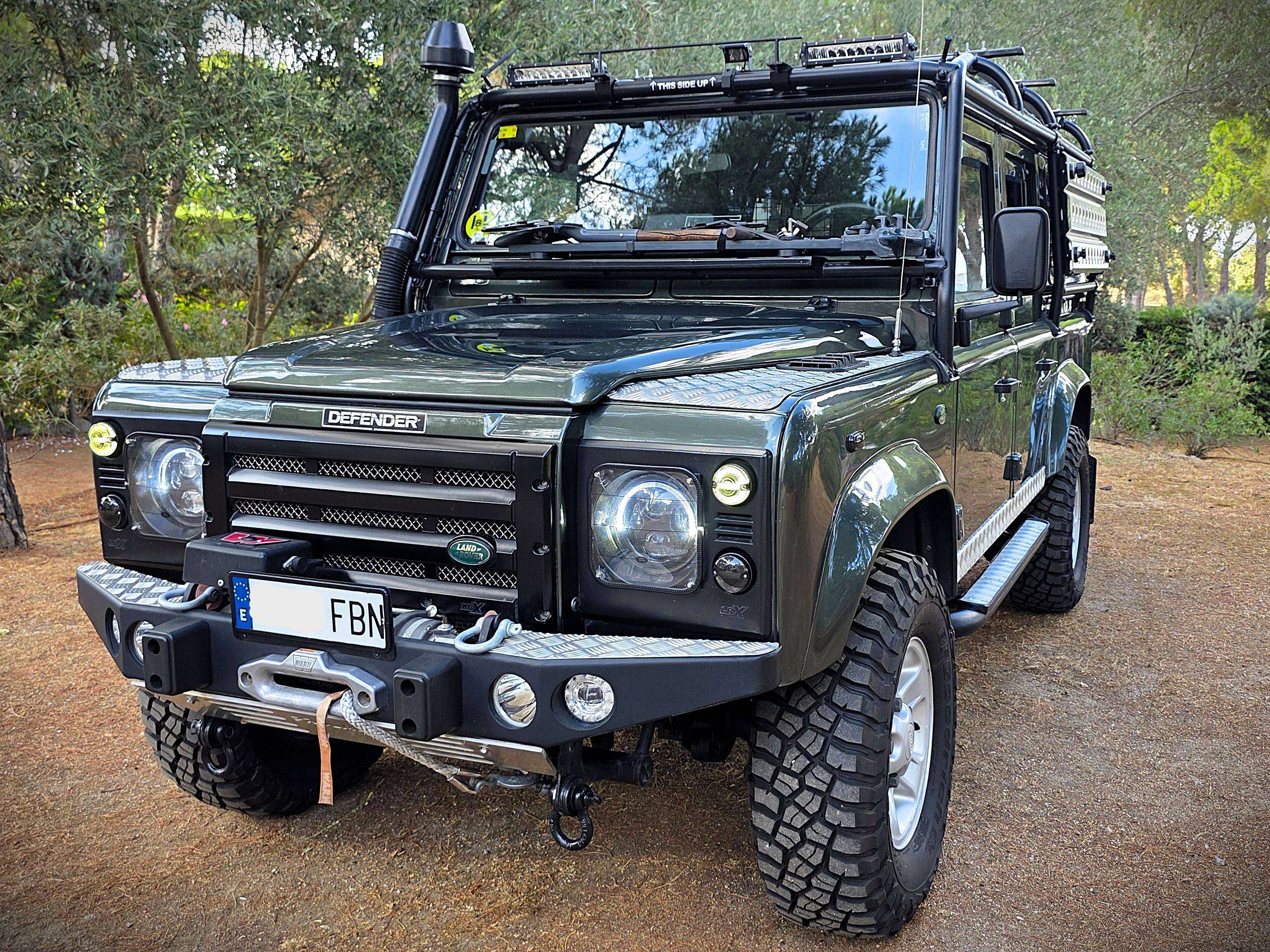 Land Rover Defender 110 Td5 - foto 1