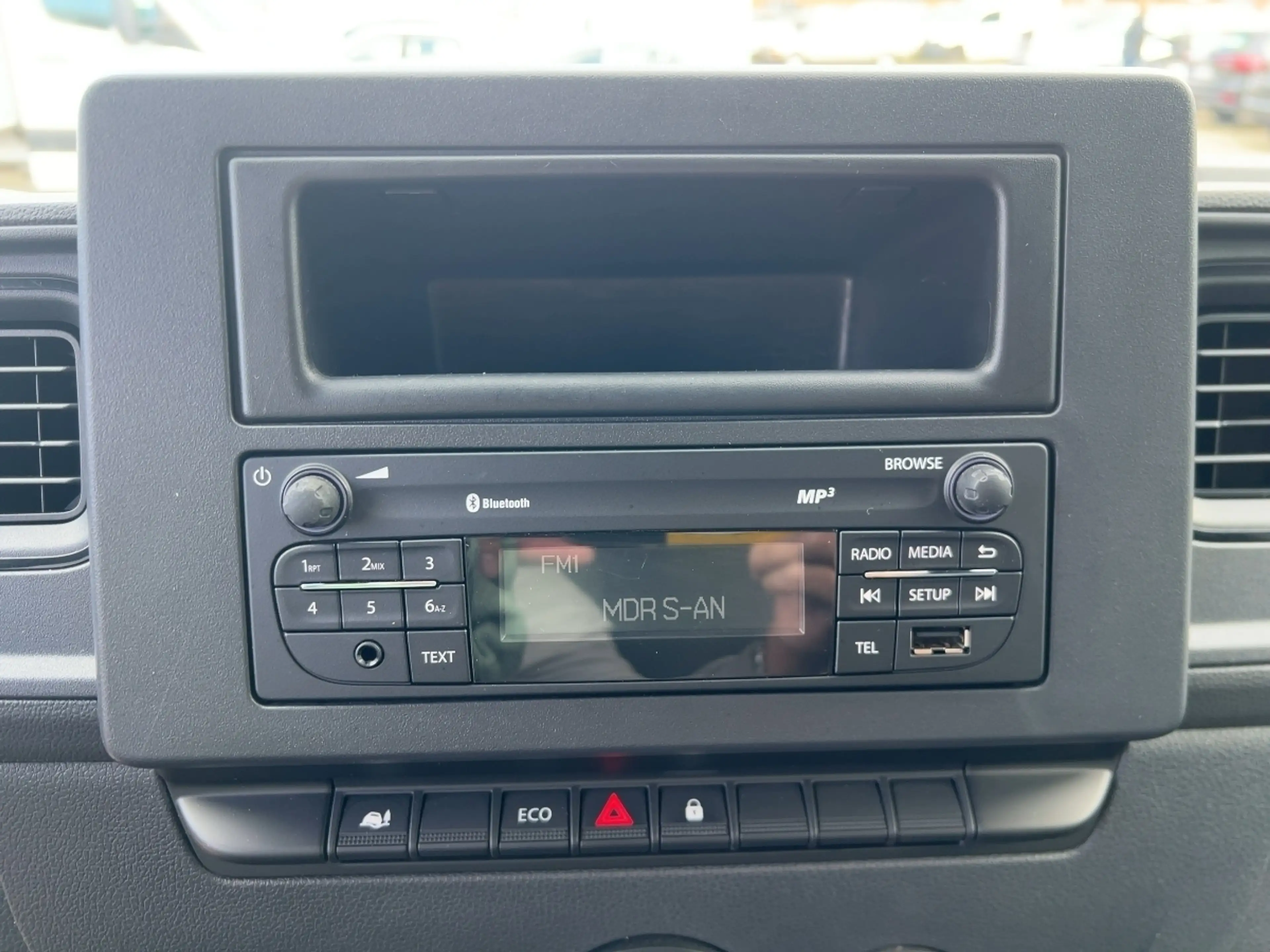 Renault Master Kasten L2H2 3,5t dCi 135 Sortimo ZV — photo 13