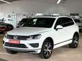 Volkswagen Touareg V6 TDI R-Line 4M AHK*PAN*SHZ*NAV*TEM*19% Weiß - thumbnail 1