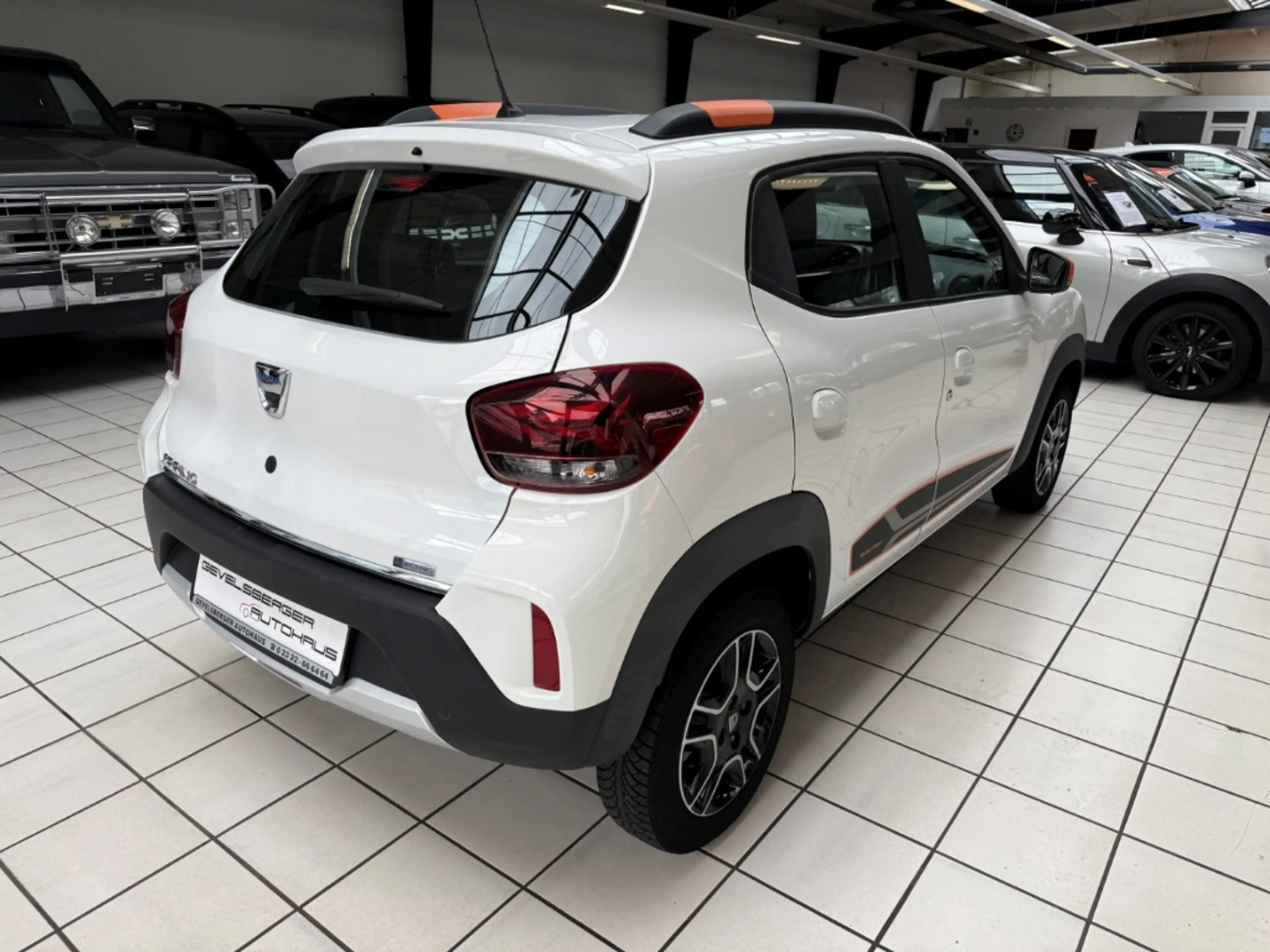 Dacia Spring Electric Comfort Plus 1.Hand Scheckheft — photo 8