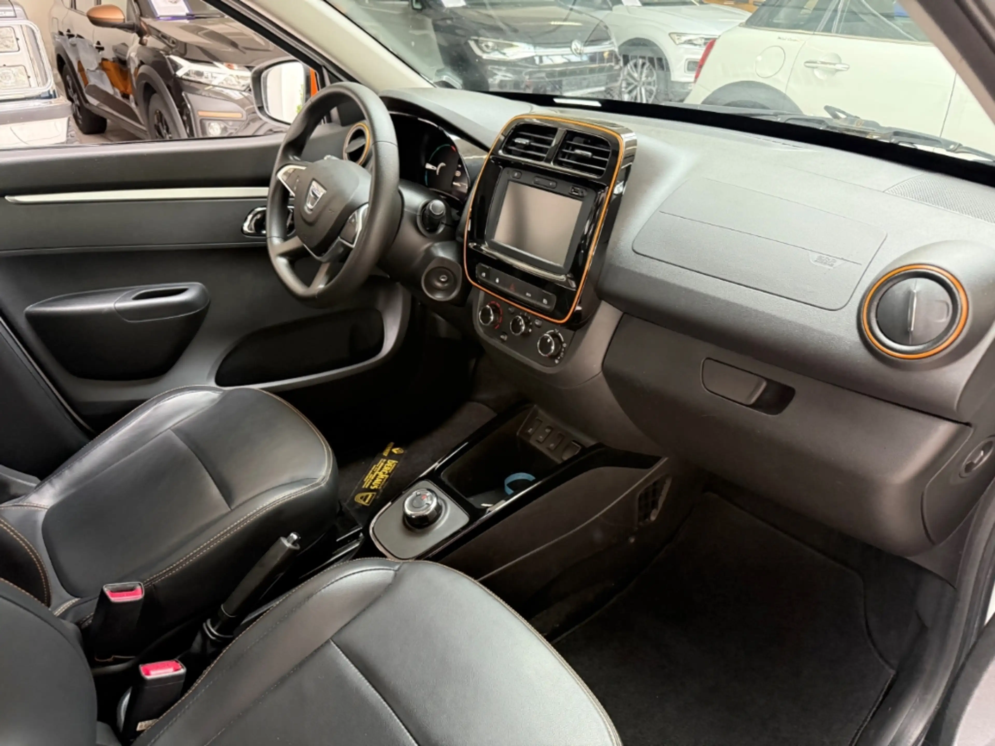 Dacia Spring Electric Comfort Plus 1.Hand Scheckheft — photo 11