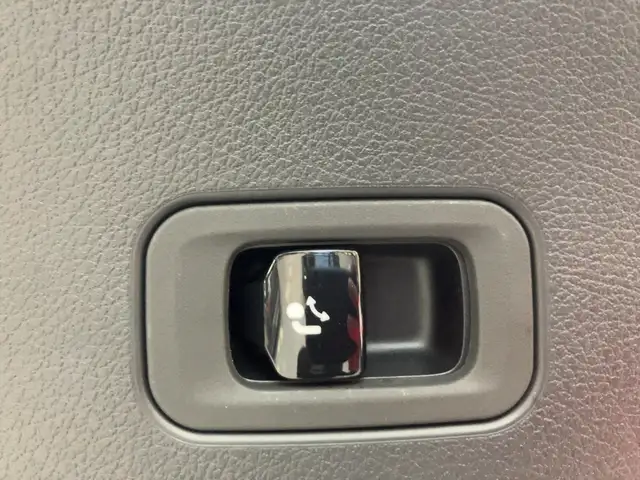 Mercedes-Benz GLC 300 de 4MATIC Coupé mit EQ Hybrid Technologie Ansicht 13