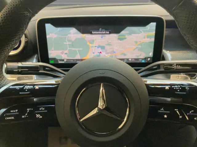 Mercedes-Benz GLC 300 de 4MATIC Coupé mit EQ Hybrid Technologie Ansicht 15