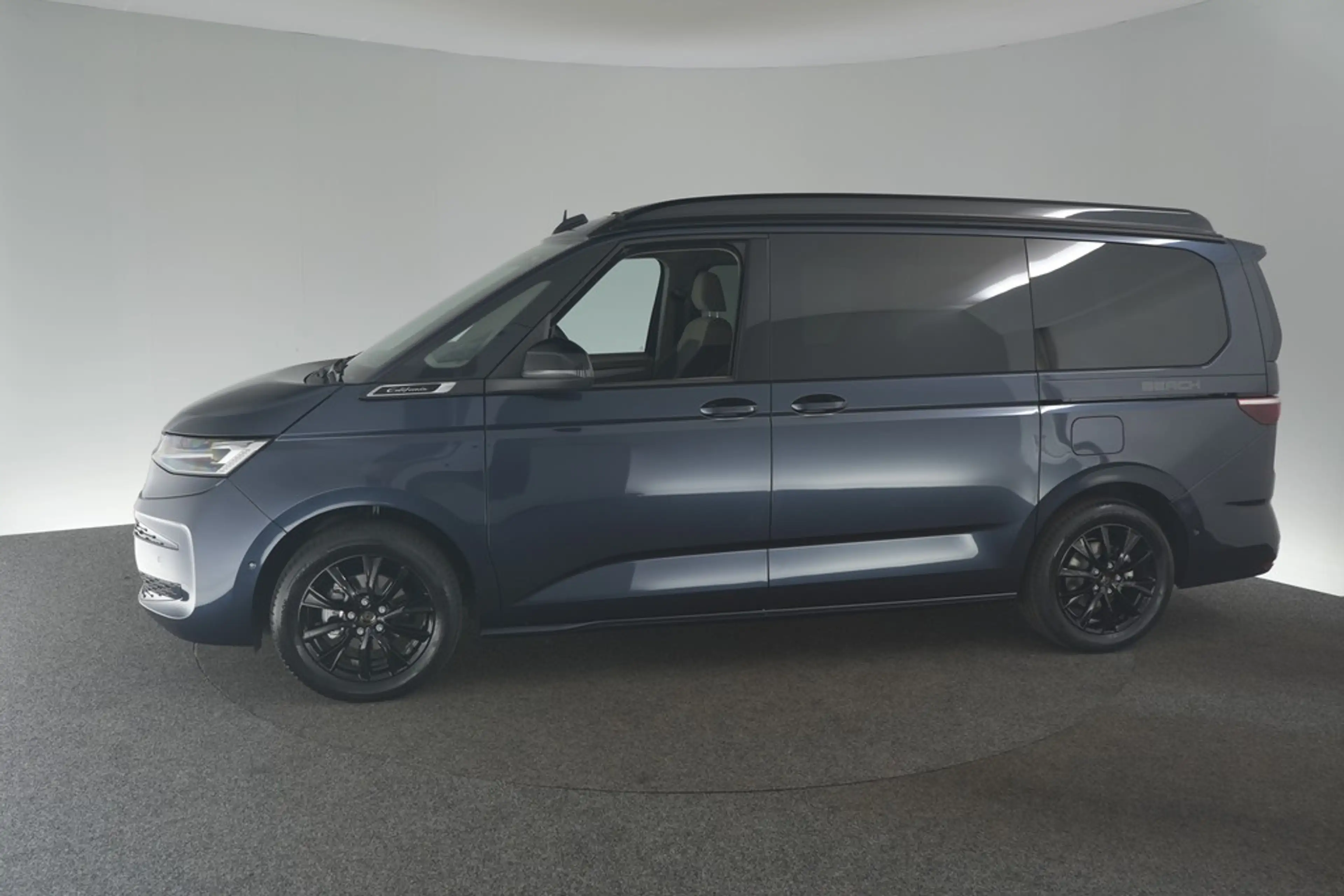 Volkswagen T7 California Beach Diesel 6-Sitzer — photo 5