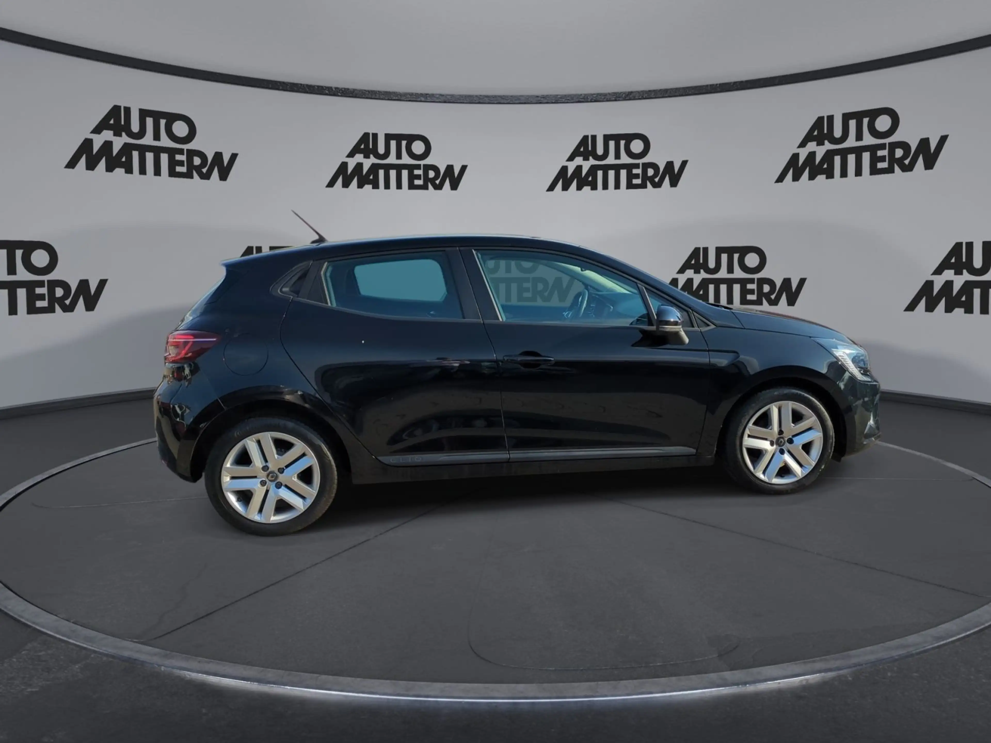 Renault Clio V 1.0 TCe 90 Zen — photo 9
