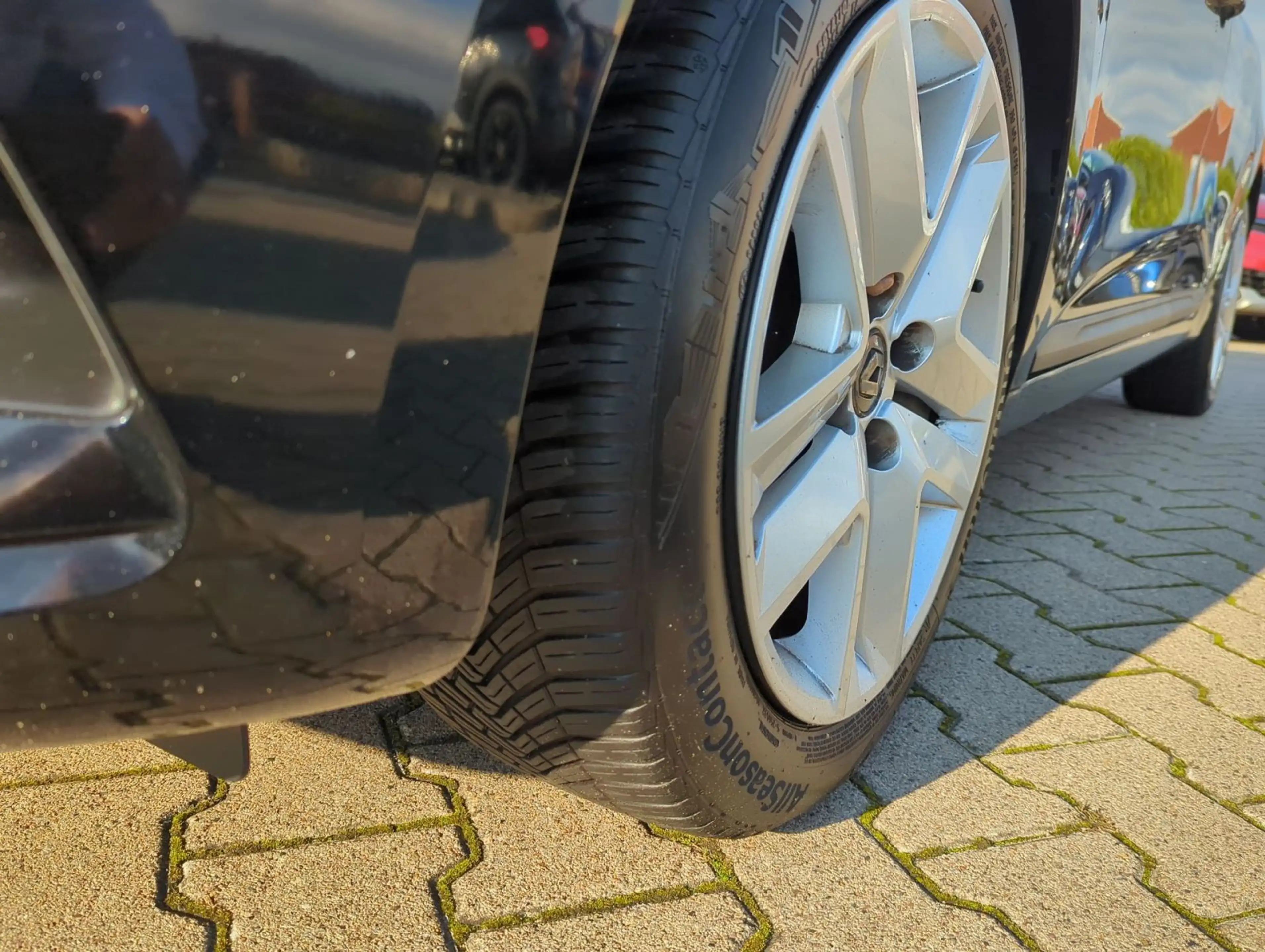 Renault Clio V 1.0 TCe 90 Zen — photo 11