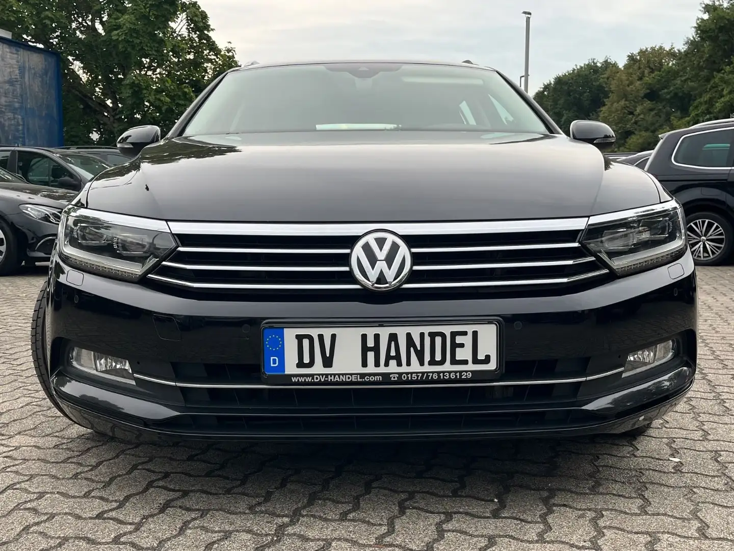 Volkswagen Passat Variant Comfortline *Navi/PDC/Sitzhzg.* Schwarz - 2