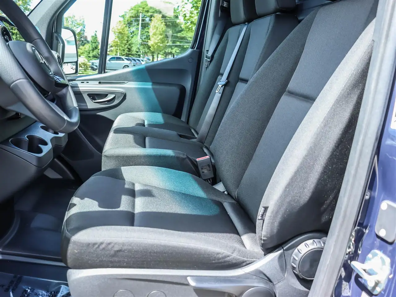 Mercedes-Benz Sprinter снимка Mercedes-Benz Sprinter