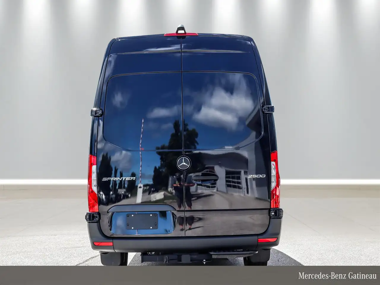 Mercedes-Benz Sprinter снимка Mercedes-Benz Sprinter
