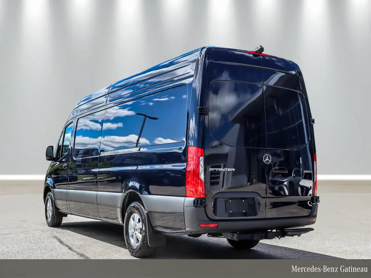 Mercedes-Benz Sprinter снимка Mercedes-Benz Sprinter