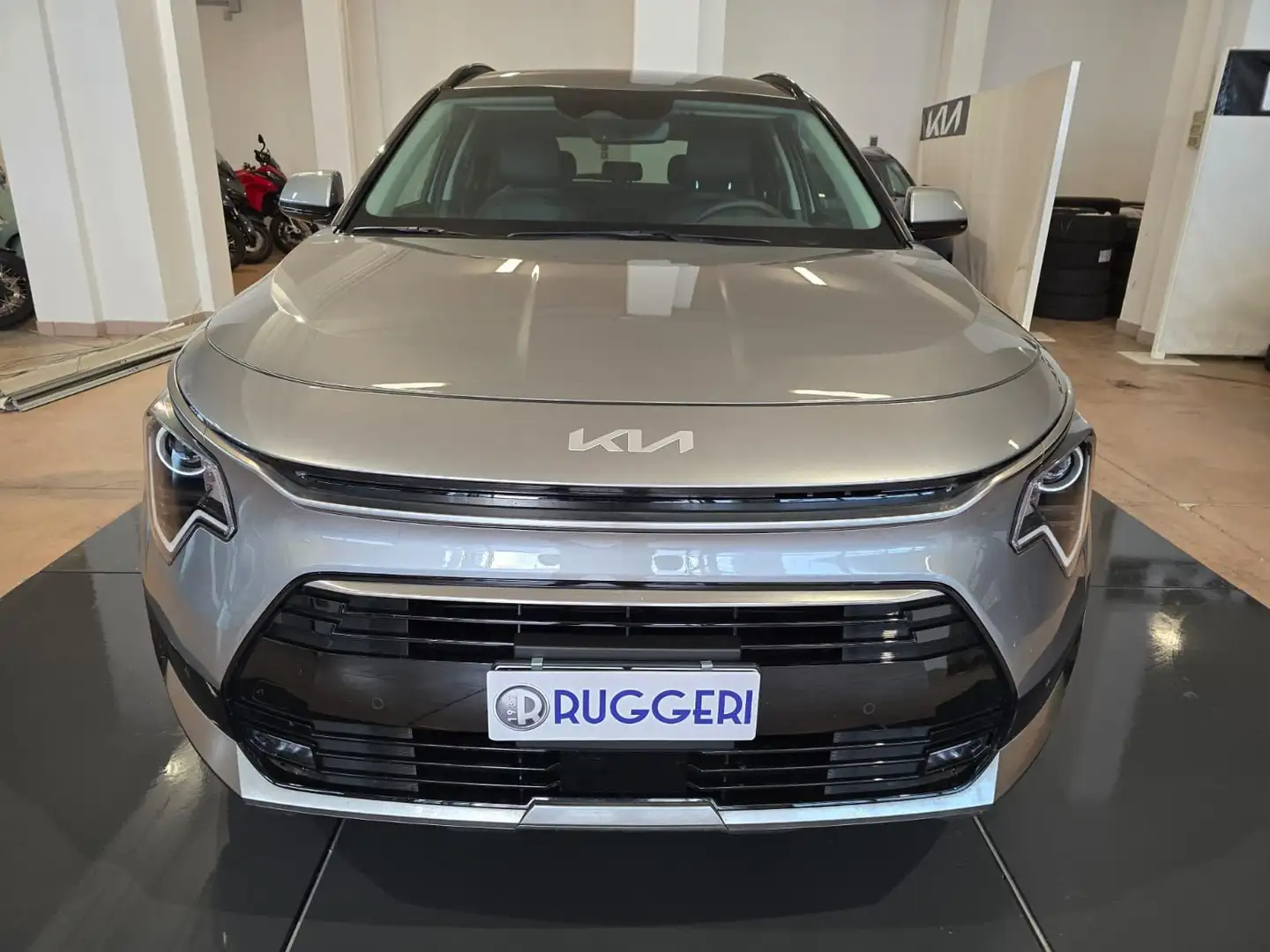 Kia Niro Niro 1.6 GDi DCT HEV FULL HYBRID Style Silber - 2