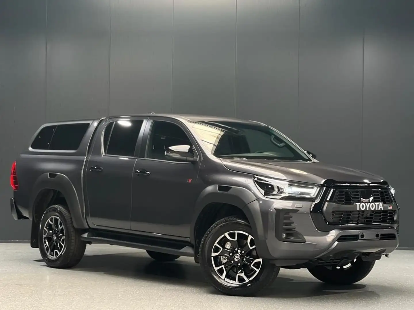 Toyota Hilux Toyota Hilux GR-Sport* Grigio - 2