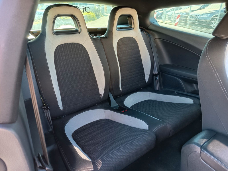 Volkswagen Scirocco 2.0 TSI 195 kW R — photo 14