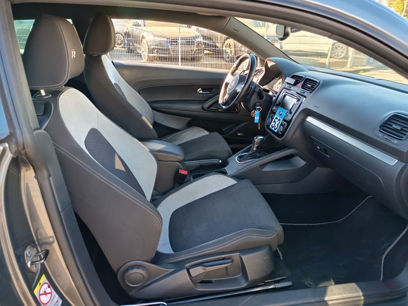 Volkswagen Scirocco 2.0 TSI 195 kW R — photo 13