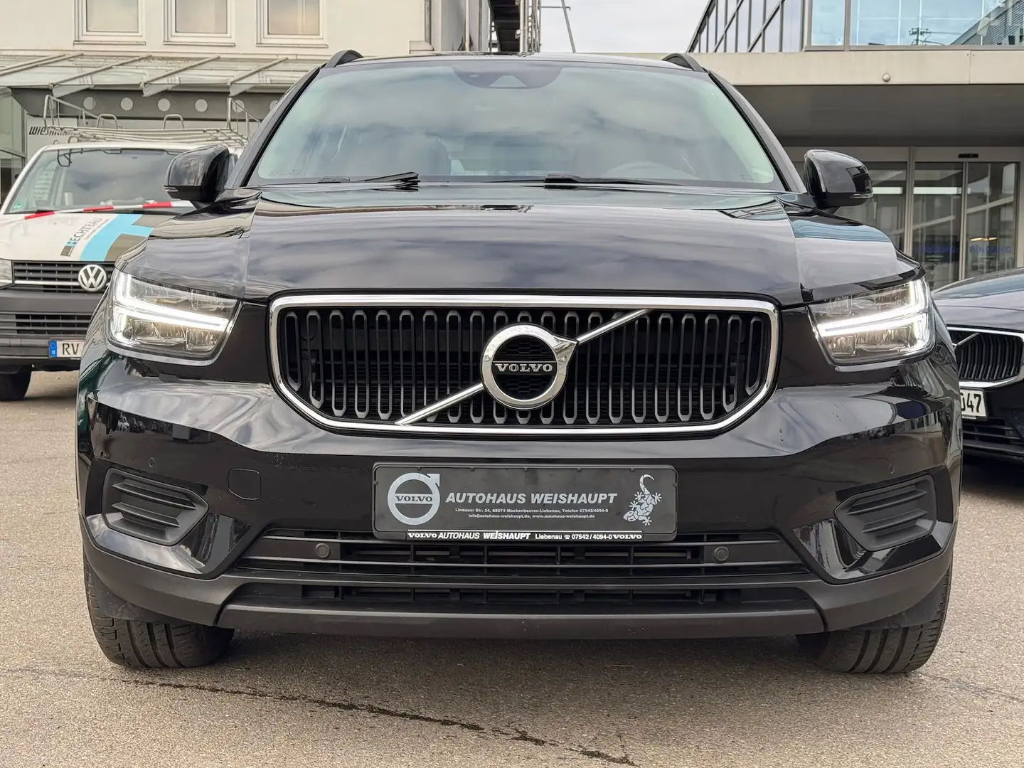 Volvo XC40 D3*Kinetic*Navi*Rückfahrkamera*PDC*Metallic Schwarz - 2
